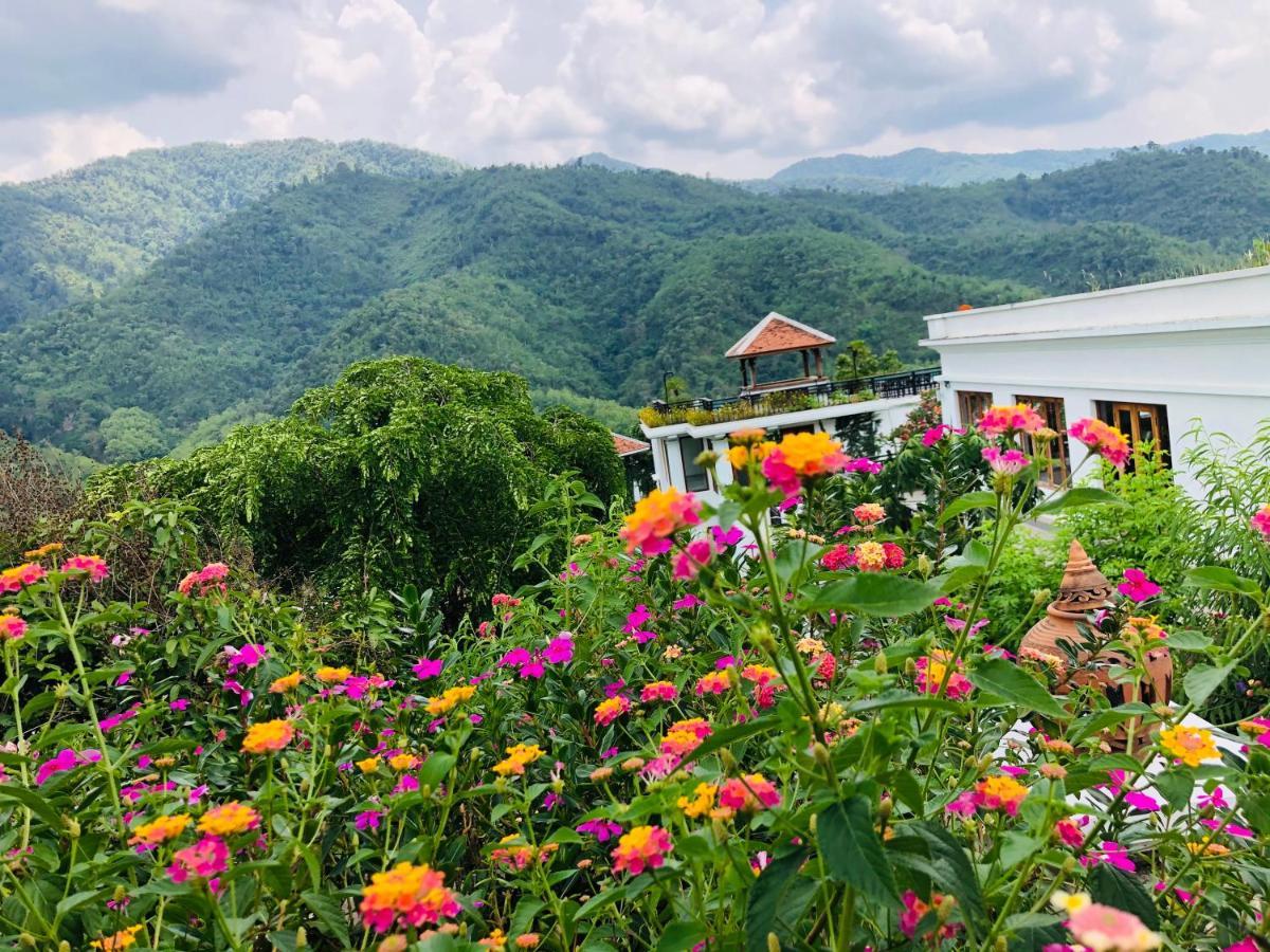Le Grand Pakbeng Otel Dış mekan fotoğraf