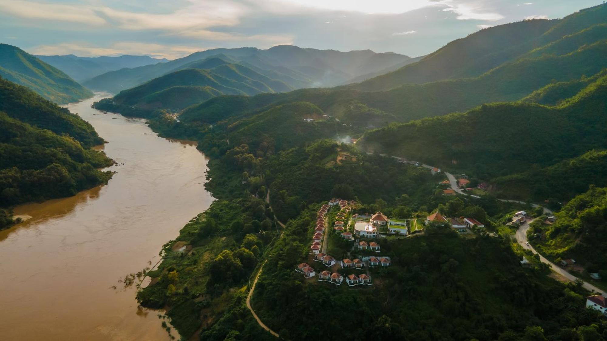 Le Grand Pakbeng Otel Dış mekan fotoğraf