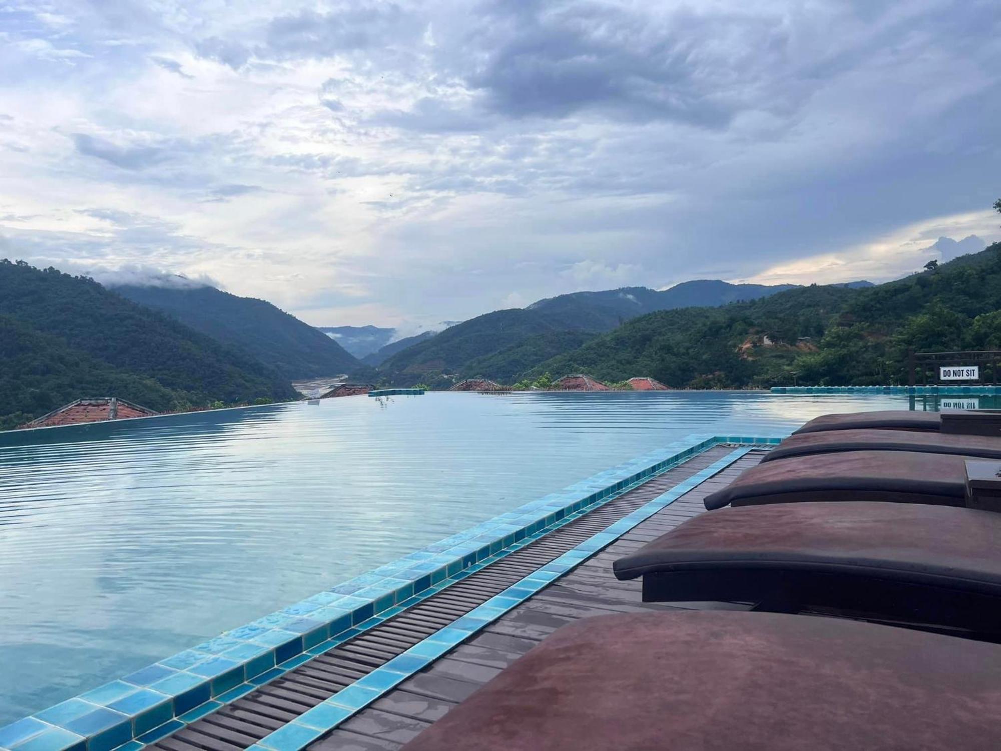 Le Grand Pakbeng Otel Dış mekan fotoğraf